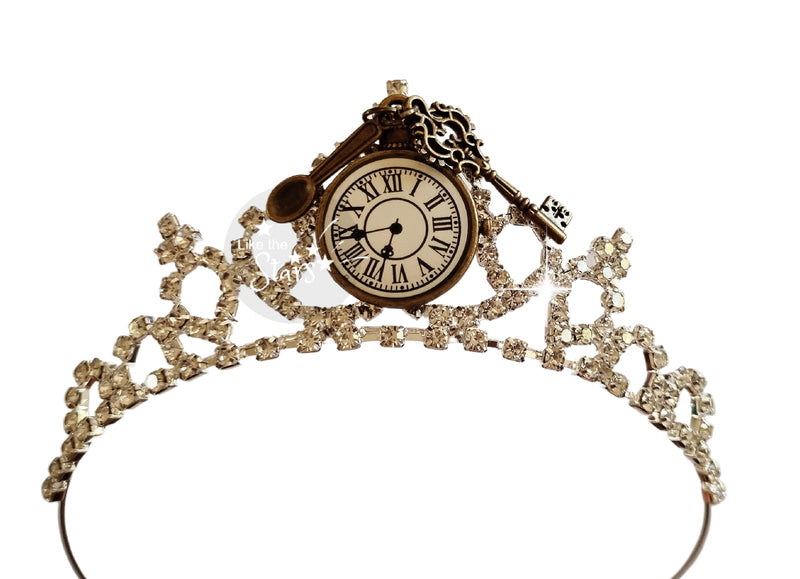 Alice in wonderland Clock Crown