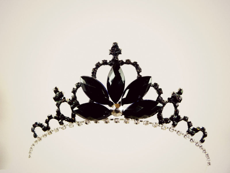 Black Swan Crown 