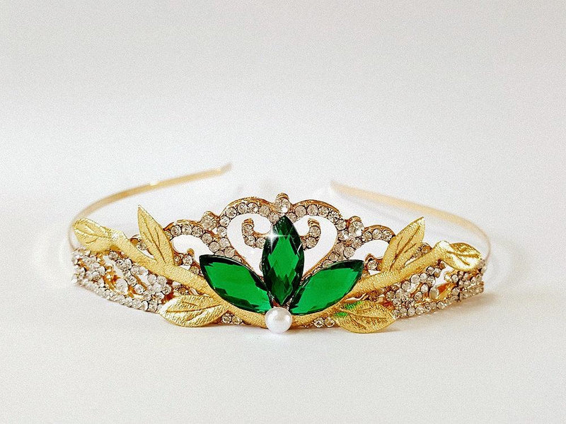 gold  green crown